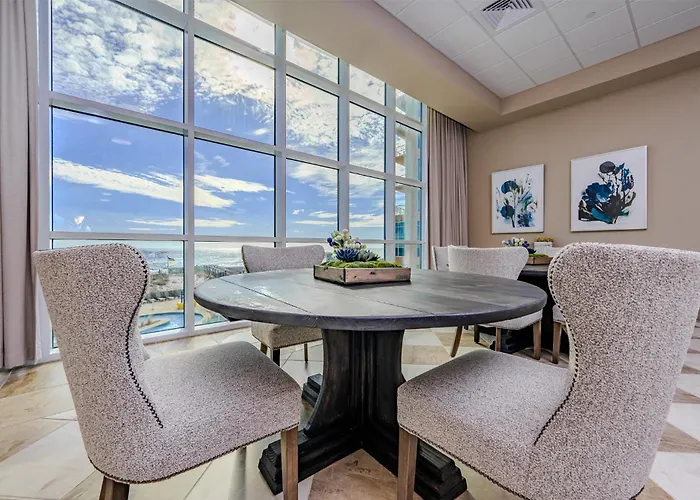 Phoenix Gulf Towers 1005 Apartment
